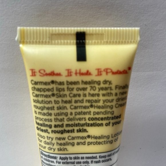 6) Carmex Healing Cream 9 Healing Ingredients - Picture 5 of 12